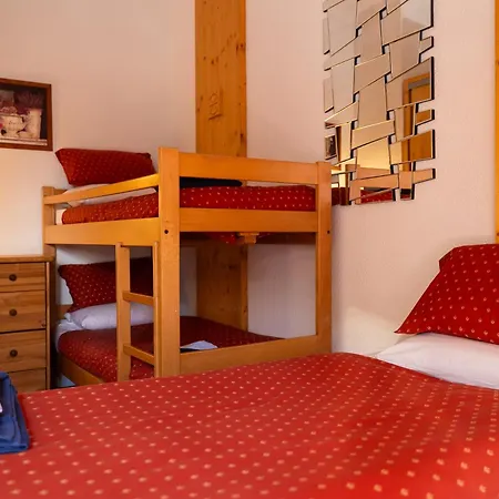 L'aigle Hotel 2*