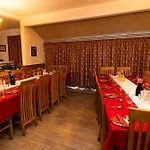 L'aigle Hotel 2*