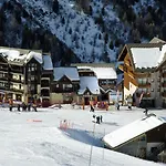 Hotel L'aigle 2*