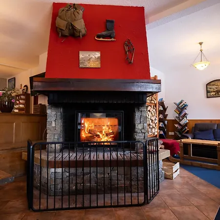 L'aigle Hotel 2*